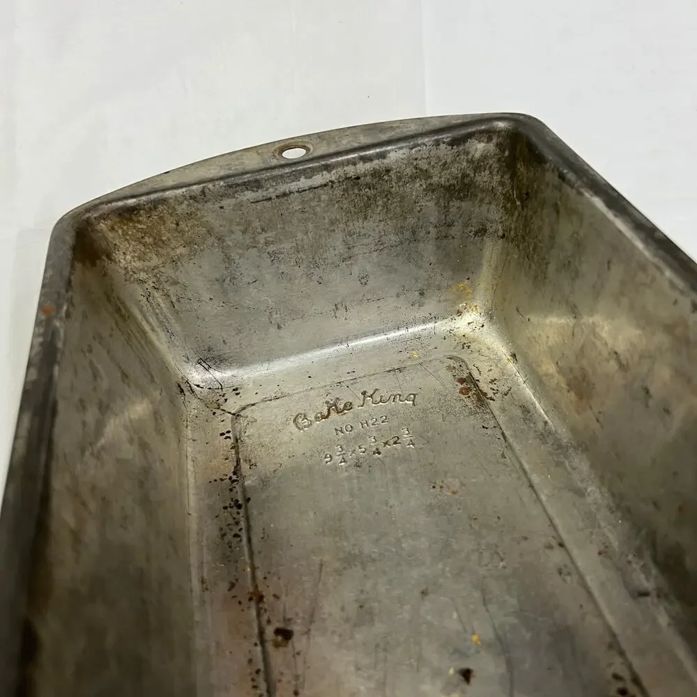 Vintage Bake King No H22 Bread Loaf Pan 9¾x5¾x2¾ Metal Bakeware USA Rustic